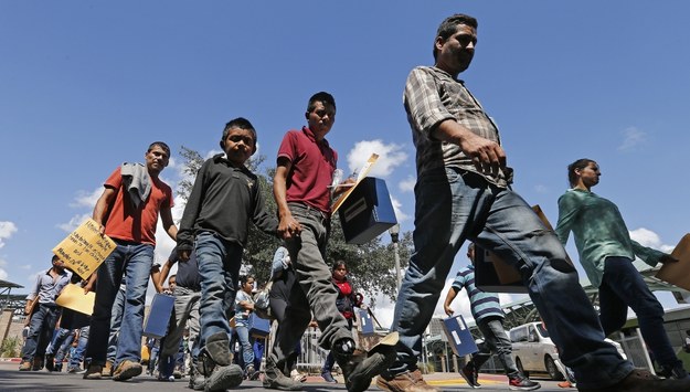Meksykańscy imigranci w McAllen /LARRY W. SMITH /PAP/EPA