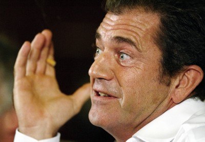 Mel Gibson jeszcze długo będzie płacił za swój wybryk /AFP