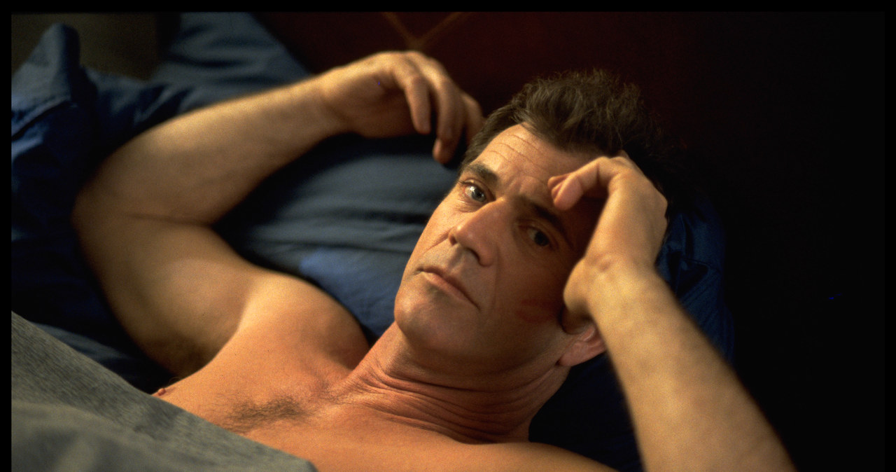 Mel Gibson w scenie z filmu "Czego pragną kobiety" /Paramount Pictures /Polsat