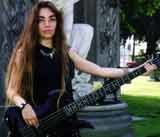 Melanie Sisneros; nowa basistka Sinergy /