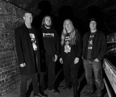 Memoriam z kontraktem