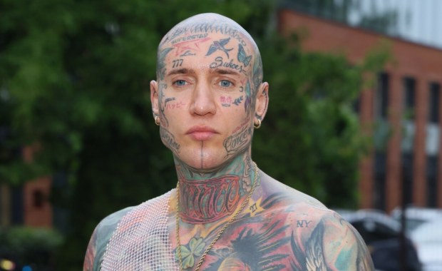 MEN ostro reaguje ws. Stiflera. "Resort wezwał do usunięcia go z kampanii"