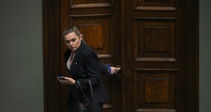 MEN rezygnuje z walki z wagarowiczami