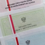 MEN wydało komunikat o świadectwach. Będzie trudniej o czerwony pasek?