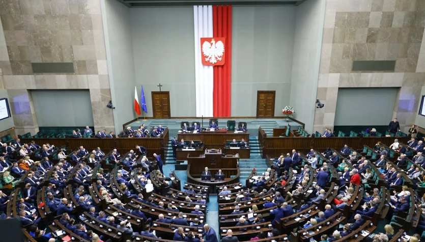 Mentzen ma bitcoiny, Tusk lokaty. Próżno szukać sensacji u Kaczyńskiego