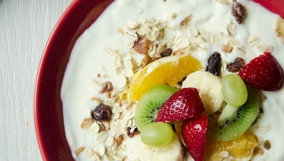 Menu dla biegacza. Co zjeść przed i po starcie?