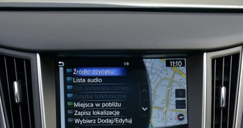 Menu główne ekranu dotykowego. Poprzez InTouch obsługuje się nawigację satelitarną, telefon, a także zmienia ustawienia np. układu kierowniczego. /Auto Moto