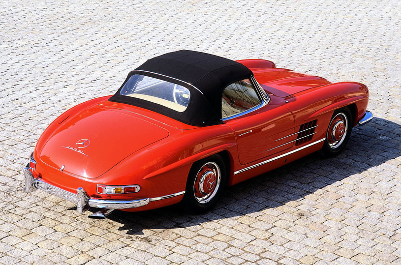 Mercedes 300 SL Roadster /Informacja prasowa