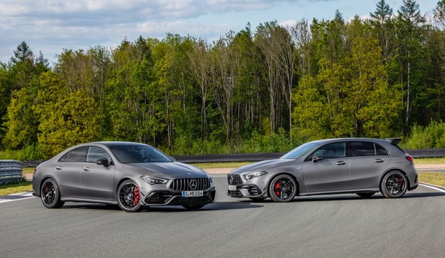 Mercedes-AMG A 45 oraz CLA 45 oficjalnie Mercedes-AMG A 45 i CLA 45 /Mercedes