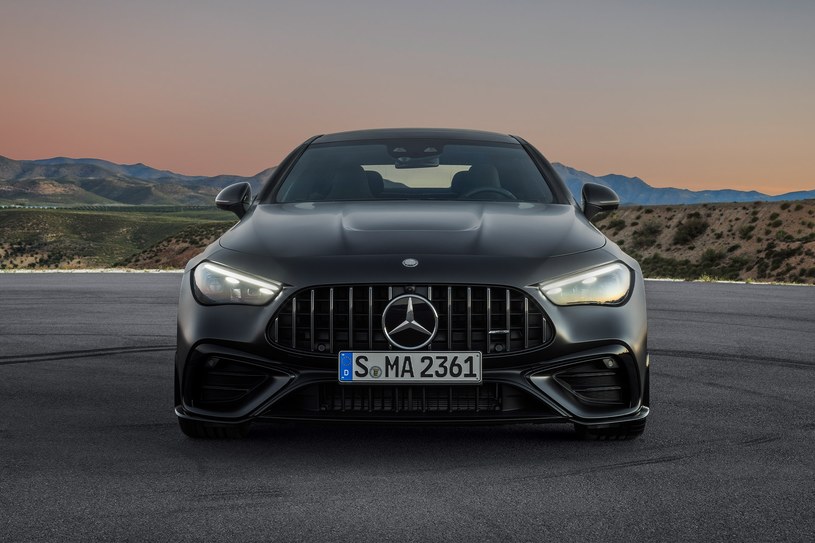 Mercedes-AMG CLE 53 4MATIC+ wjeżdża do Polski /Mercedes /materiały prasowe