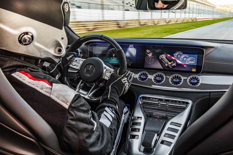 Mercedes-AMG GT 4-Door Coupe /Mercedes