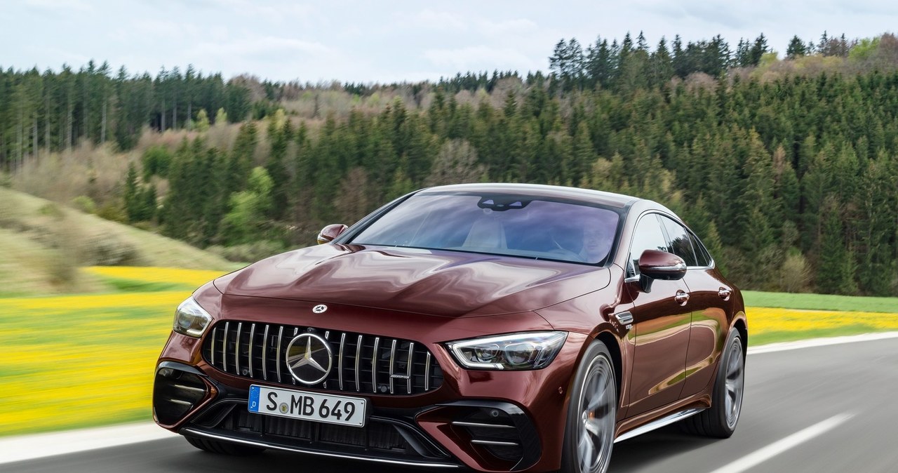 Mercedes-AMG GT 53 4MATIC+ 4-drzwiowe coupe /Informacja prasowa