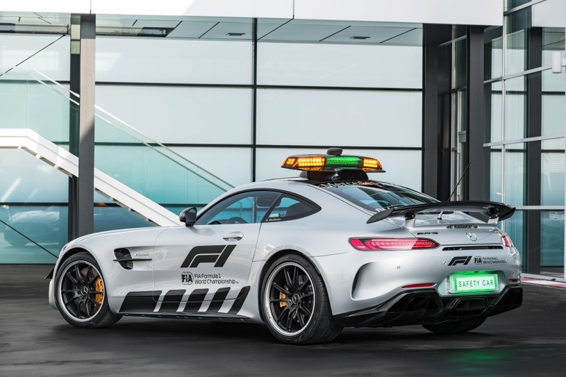 Mercedes-AMG GT R - nowy safety car /Informacja prasowa