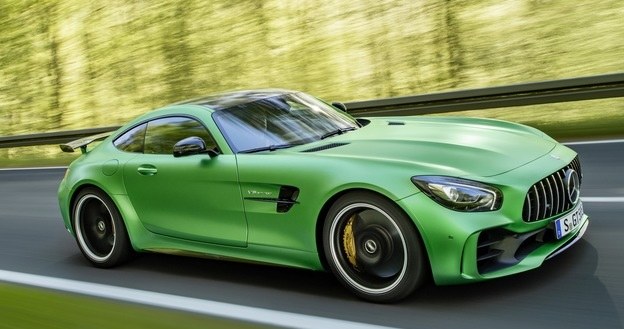 Mercedes-AMG GT R /Mercedes