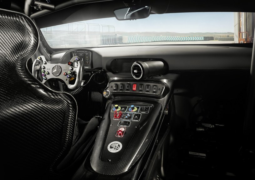 Mercedes-AMG GT4 /Informacja prasowa