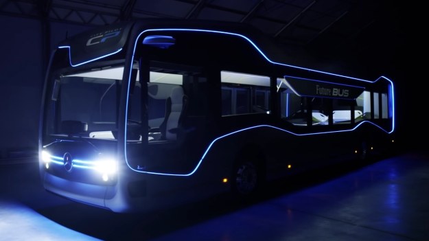 Mercedes-Benz Future Bus - zautomatyzowany autobus /INTERIA.PL/informacje prasowe