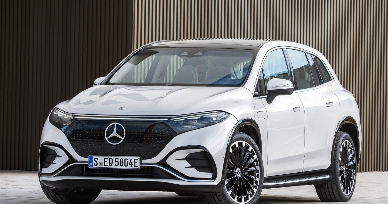 Mercedes EQS SUV to największy i najbardziej luksusowy elektryczny SUV Mercedesa /materiały prasowe