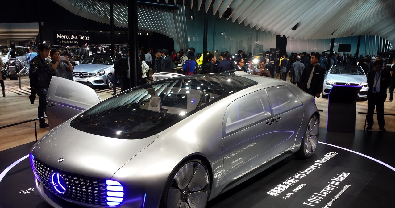 Mercedes F 015 Luxury na salonie w Szanghaju /INTERIA.PL