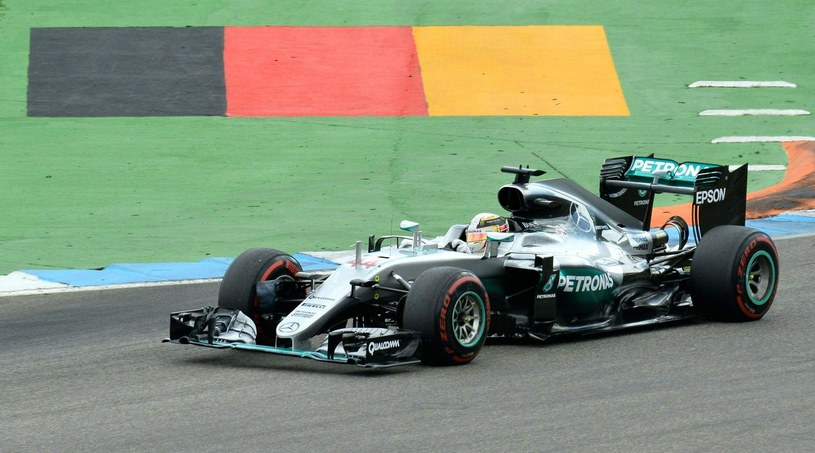 Mercedes nie będzie miał swojego "domowego" wyścigu /AFP