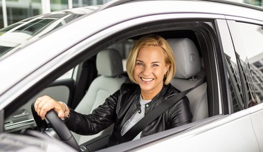 „Mercedes nie przestanie oferować samochodów marzeń” – rozmawiamy z Brittą Seeger