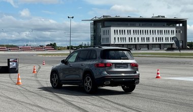 Mercedes pokazał sekret perfekcyjnego hamowania. Tego nie uczą na kursie
