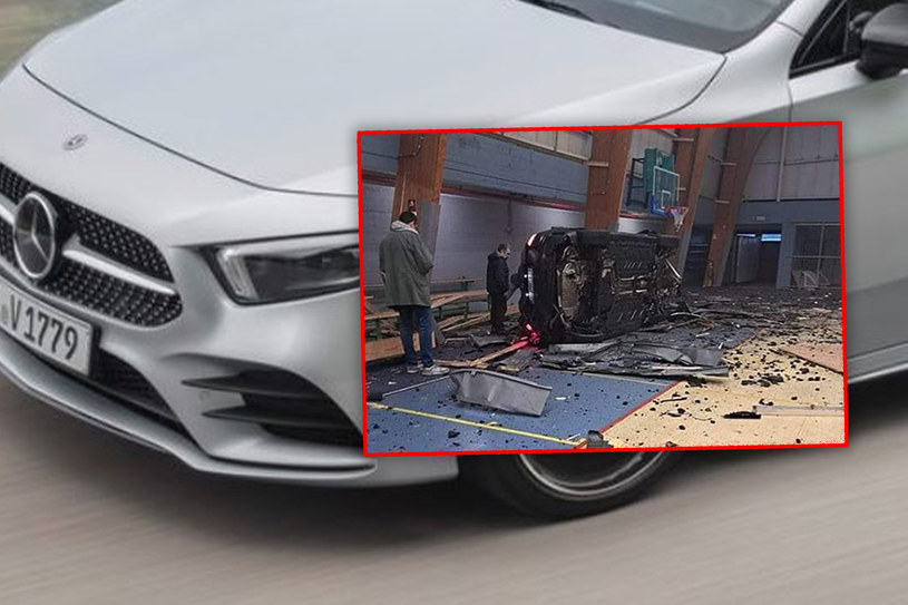 Mercedes przebił ścianę sali gimnastycznej /Mercedes/materiały prasowe/@zokendreturn/Twitter/ /
