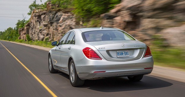 Mercedes S 300 BlueTEC Hybrid /Mercedes