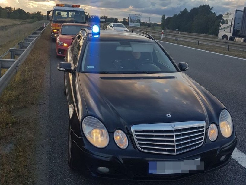 Mercedes S211 280 CDI gdańskiej grupy SPEED /Policja