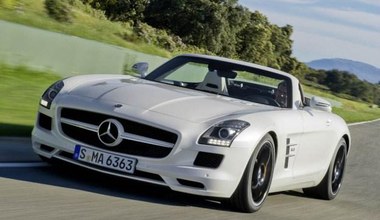 Mercedes SLS AMG roadster. 317 km/h bez dachu!