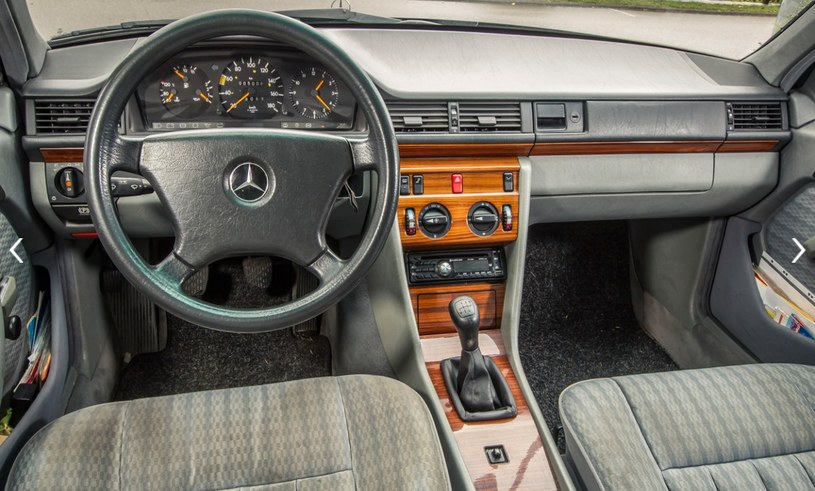 Mercedes W124 z przebiegiem 1 000 000 km /Informacja prasowa