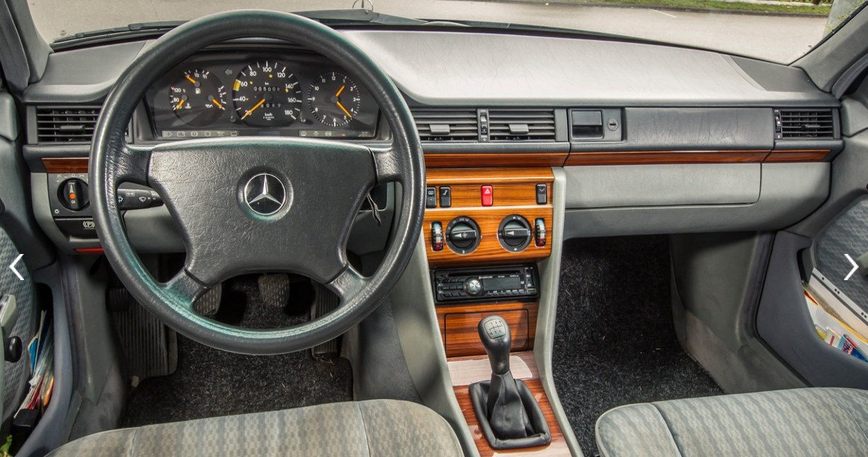 Mercedes W124 z przebiegiem 1 000 000 km /Informacja prasowa