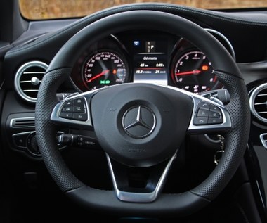 Mercedes wzywa do serwisów 840 tys. aut