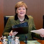 Merkel apeluje, żeby nie wpływać na kursy walut