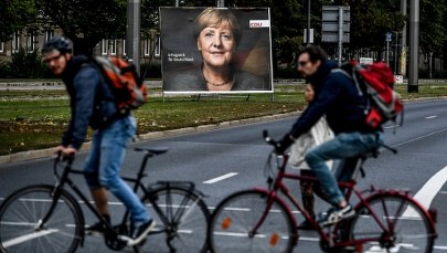 Merkel idzie po czwarte zwycięstwo, ale z kim utworzy rząd?