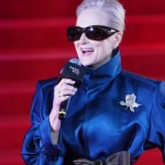 Meryl Streep Meryl Streep w kobaltowej kreacji. 76-letnia gwiazda zachwyca w tym kolorze