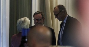 Merz i von der Leyen polecieli namawiać Belgów. Co z zamrożonymi aktywami?