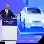 Merz w Chinach. Prosi o litość dla niemieckiej motoryzacji?