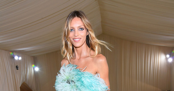 Met Gala 2021: Anja Rubik odsłoniła majtki przed fotoreporterami