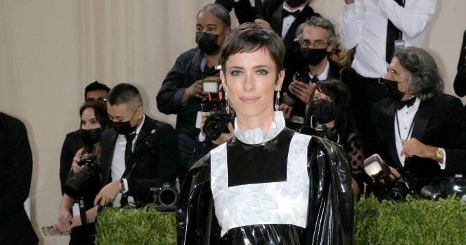 Met Gala 2021: Rebecca Hall /Jeff Kravitz /Getty Images