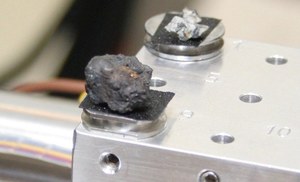 Meteor czelabiński był fragmentem obiektu, który utworzył Księżyc?