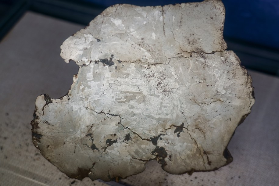 Meteoryt żelazny - zdjęcie poglądowe /Shutterstock