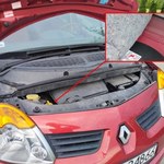 Metoda "na gorący samochód". Kierowcy wpadają jeden po drugim