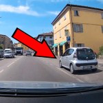 Metoda "na lusterko" na filmie. Tak turyści tracą pieniądze za granicą