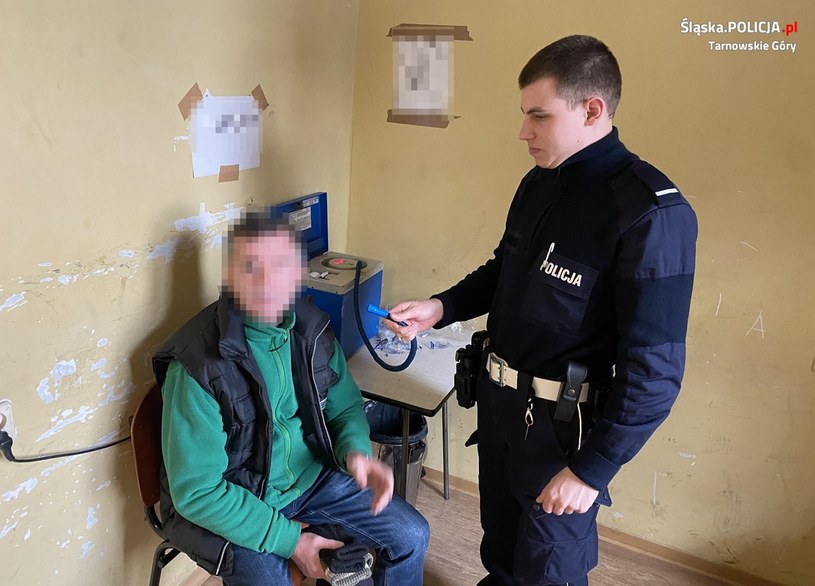 Mężczyzna był pijany, wiózł autobusem około 60 osób, w większości uczniów szkół w Tarnowskich Górach.policja /KPP Tarnowskie Góry /