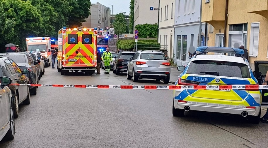 Mężczyzna w Passau wjechał w grupę osób na chodniku /ARMIN WEIGEL /PAP/DPA