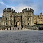 Mężczyzna wdarł się na teren zamku Windsor. Święta spędza tam królowa 