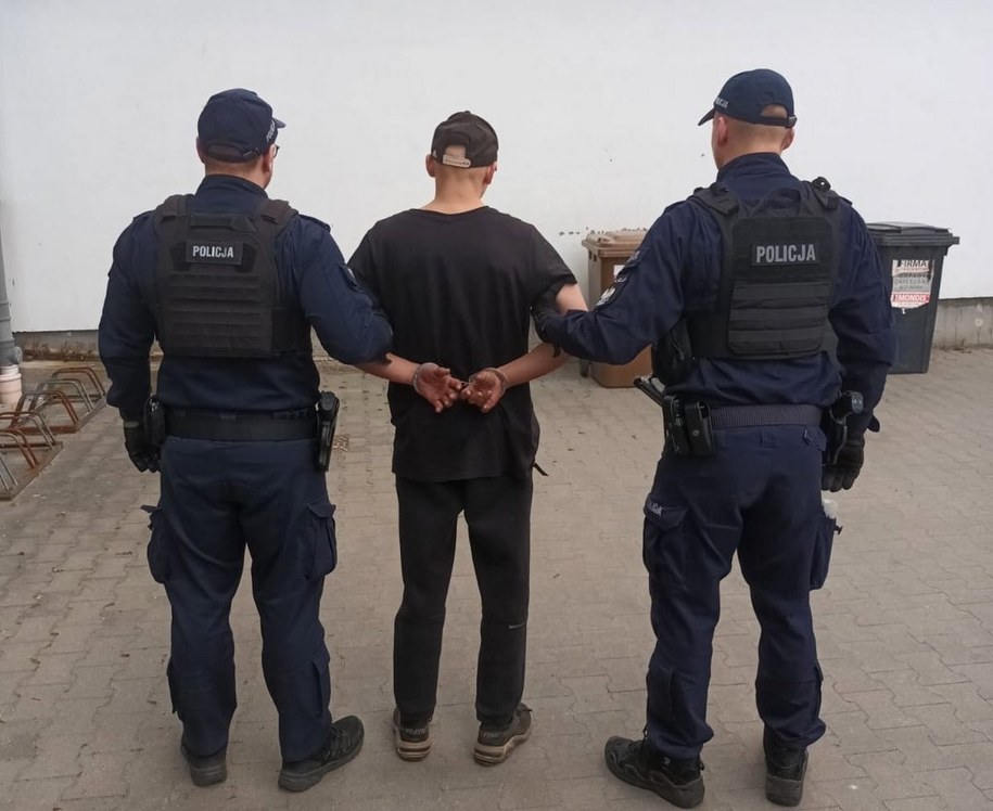 Mężczyzna zatrzymany po wypadku w Mąkowarsku /KMP Bydgoszcz /Policja