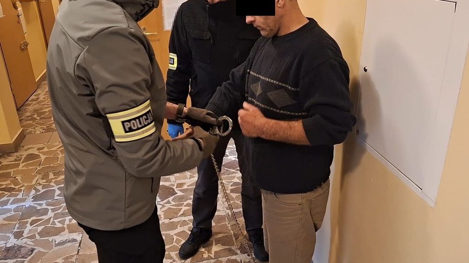 Mężczyzna zgłosić zabójstwo na numer alarmowy /Policja Lubelska /Policja