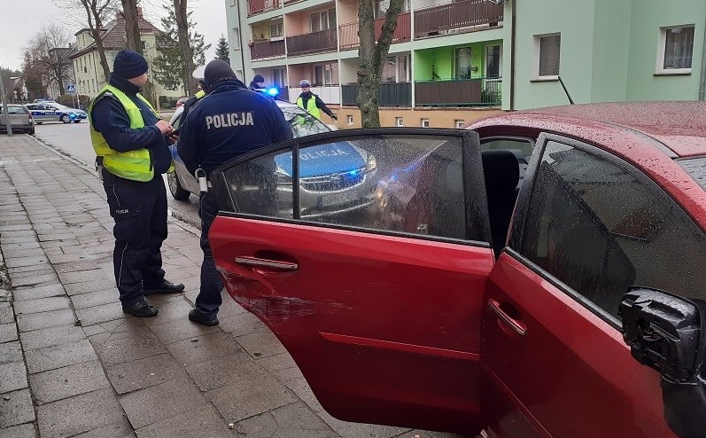 Mężczyzna został zatrzymany po pościgu /Policja