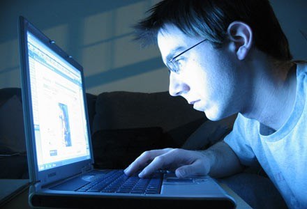 Mężczyźni szukają w sieci informacji, kobiety podtrzymują kontakty towarzyskie /stock.xchng